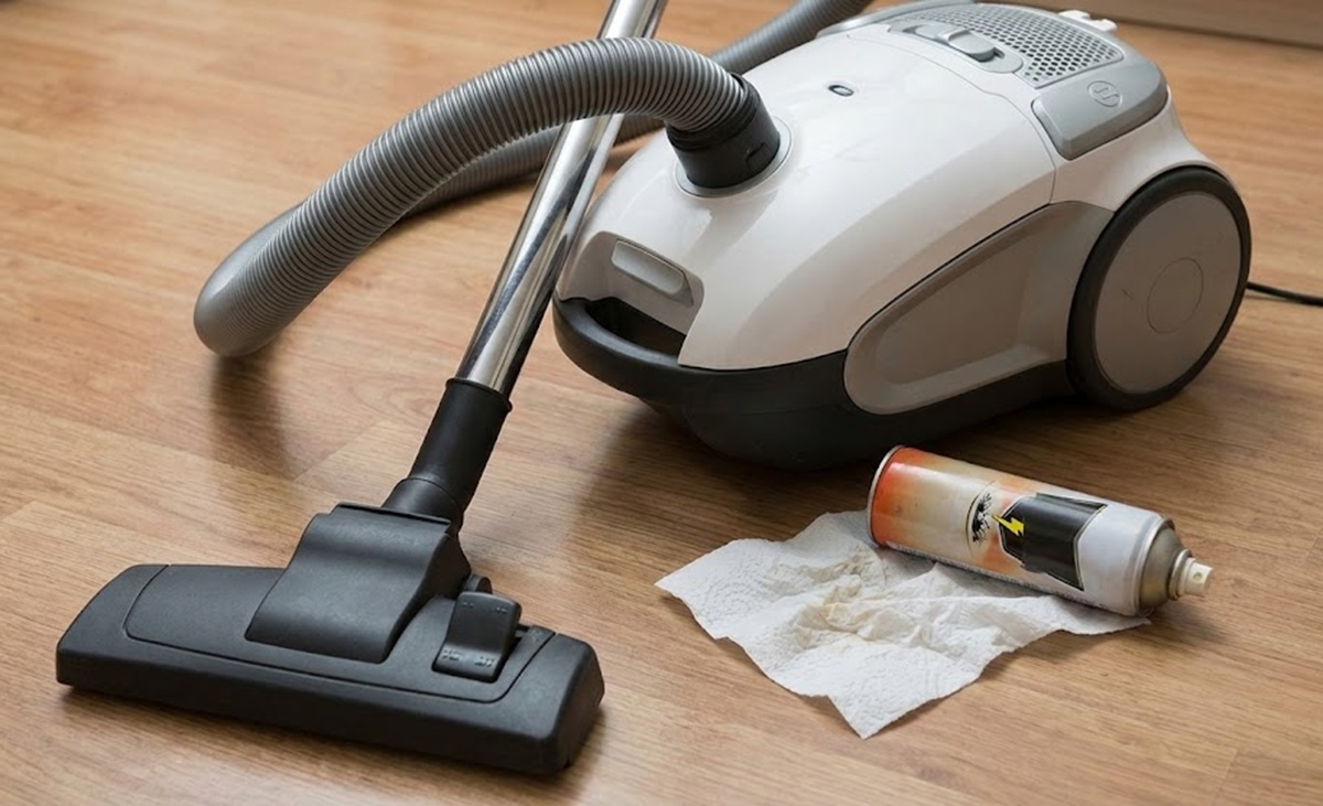 掃除機でゴキブリや殺虫剤を吸うと爆発の恐れも