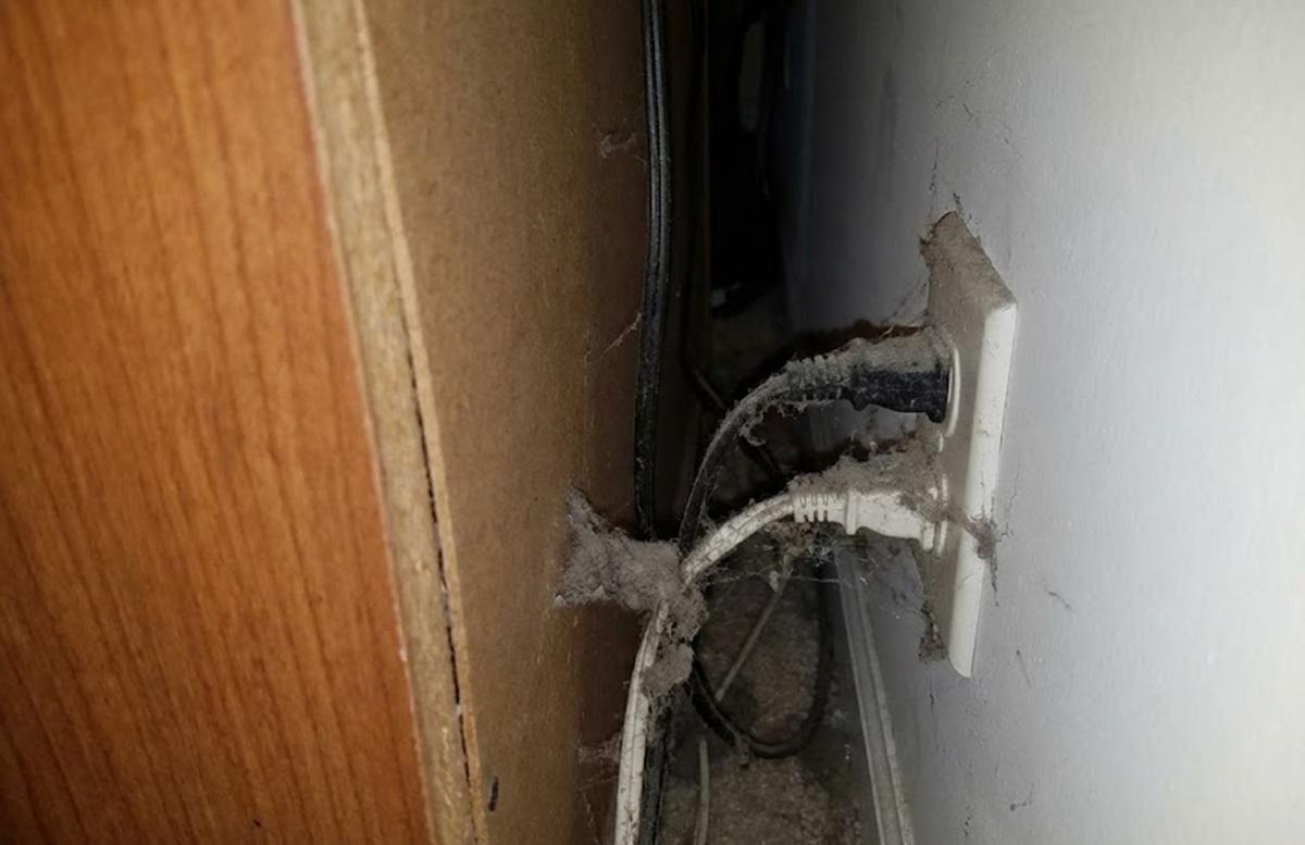 家の中で特にコンセントのホコリが溜まりやすい場所の重点対策