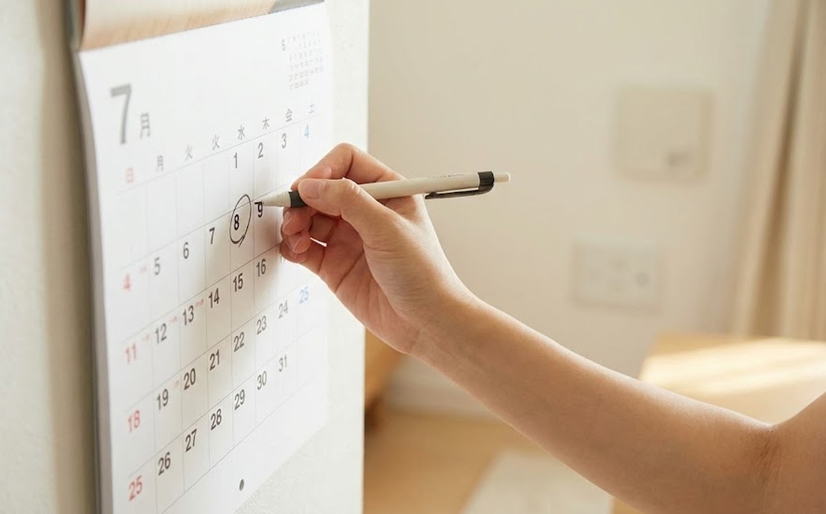 コンセントの掃除頻度はどれくらいが適切か