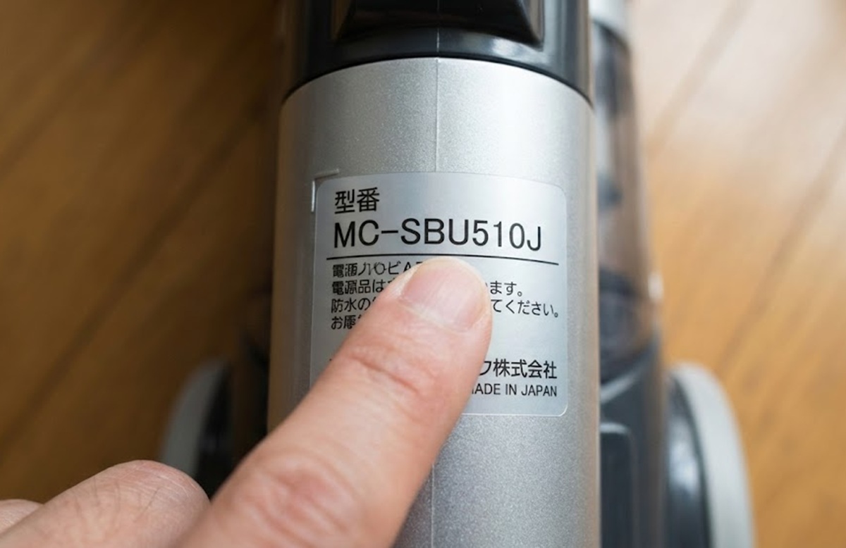 お使いの掃除機と紙パックの確実な適合性がわかる型番の調べ方